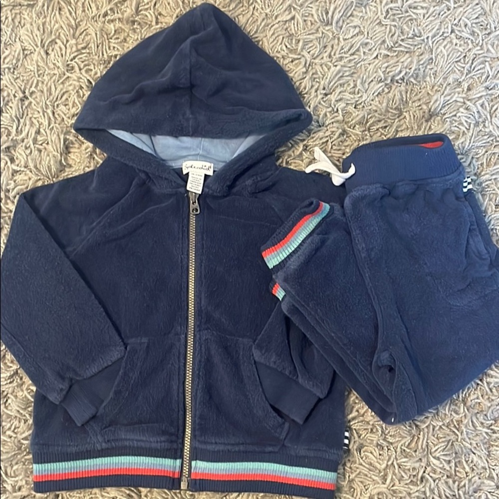 Splendid matching 2-piece terry cloth sweat suit